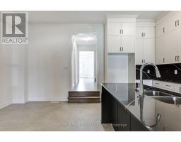72 Adario Crescent, Vaughan, ON L3L0G3 Photo 13