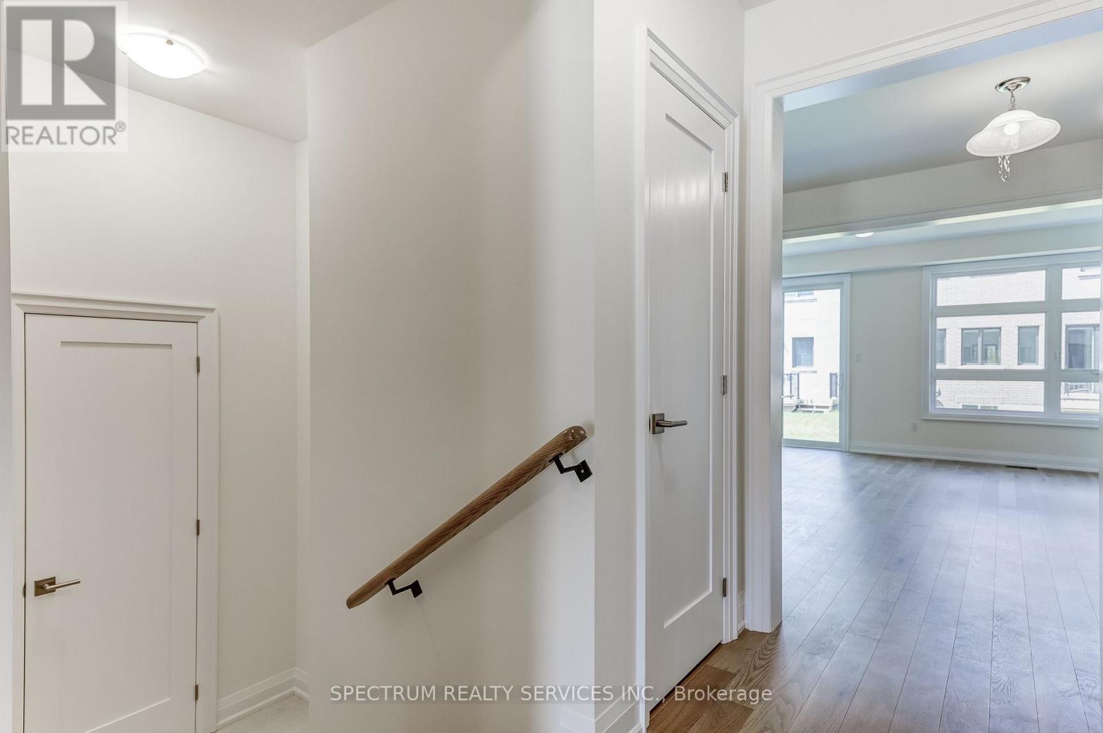103 ADARIO CRESCENT - 11