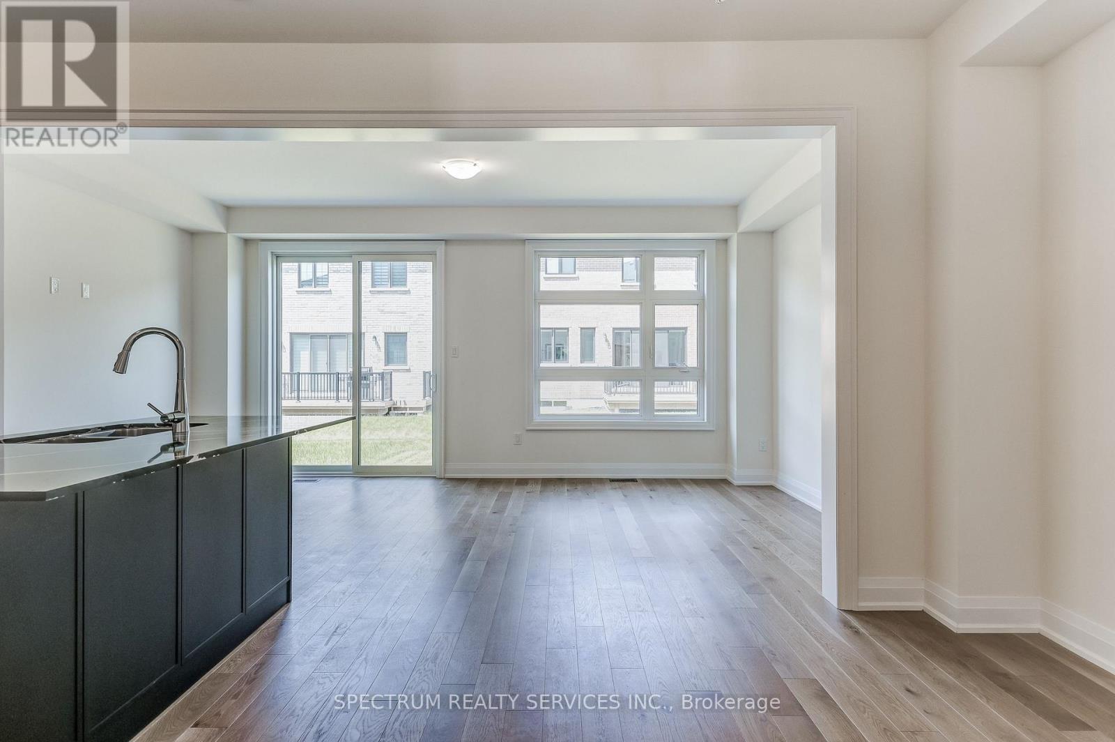 103 ADARIO CRESCENT - 13