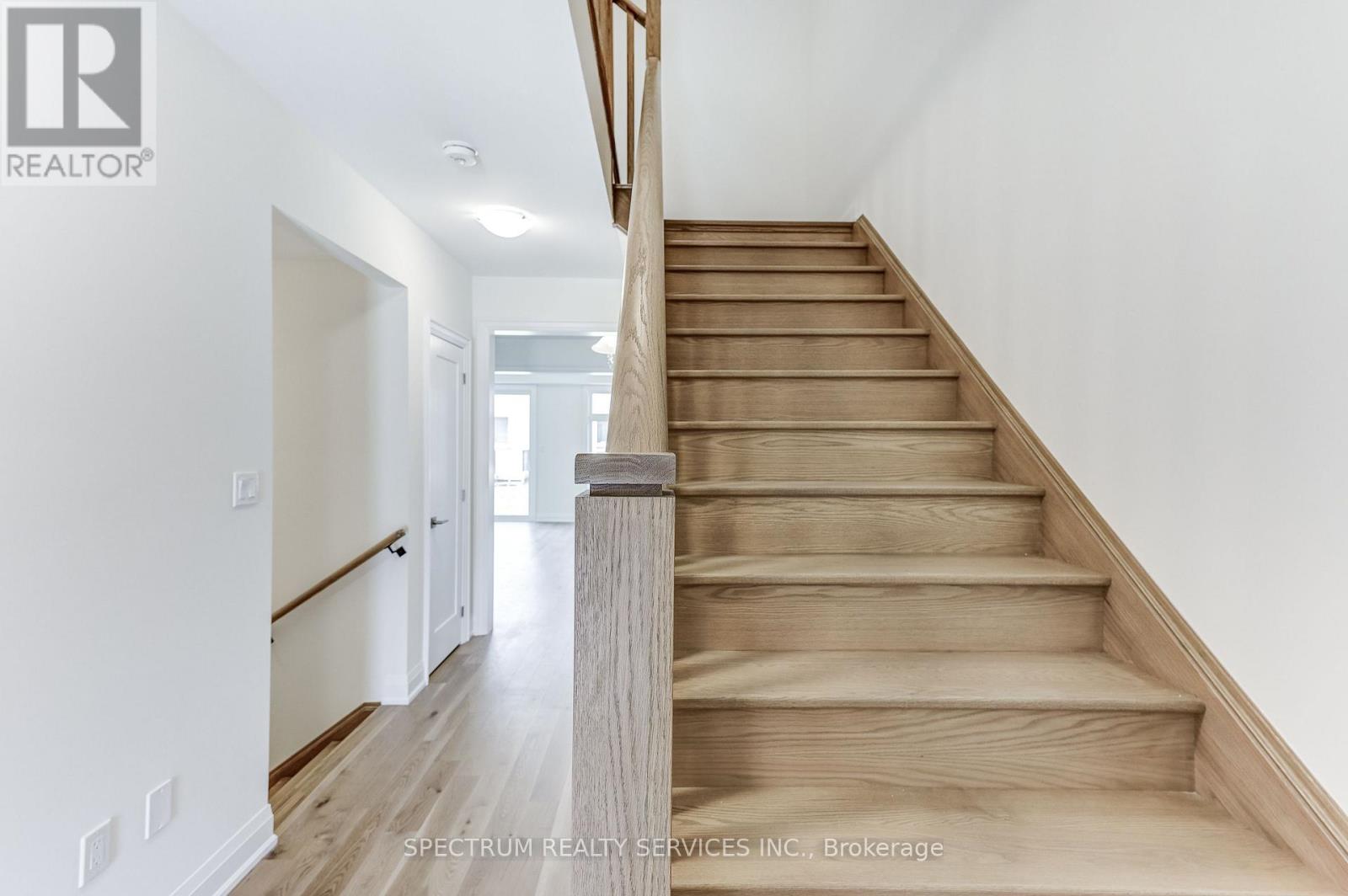 103 ADARIO CRESCENT - 23
