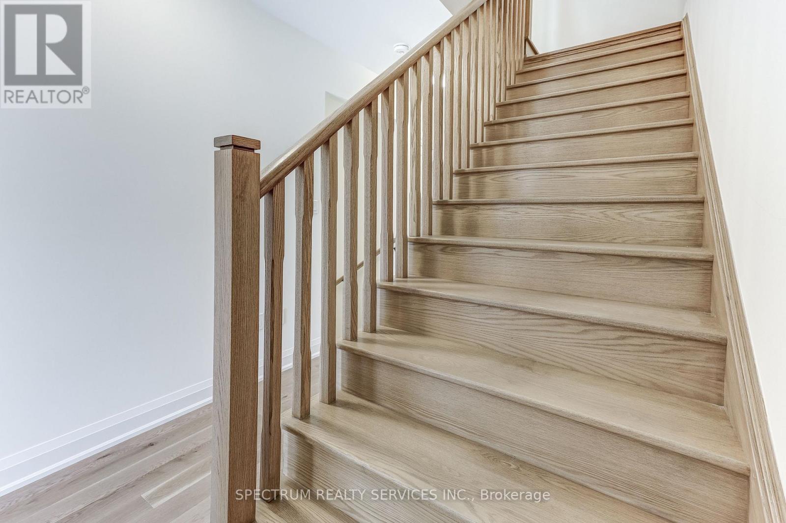 103 ADARIO CRESCENT - 24