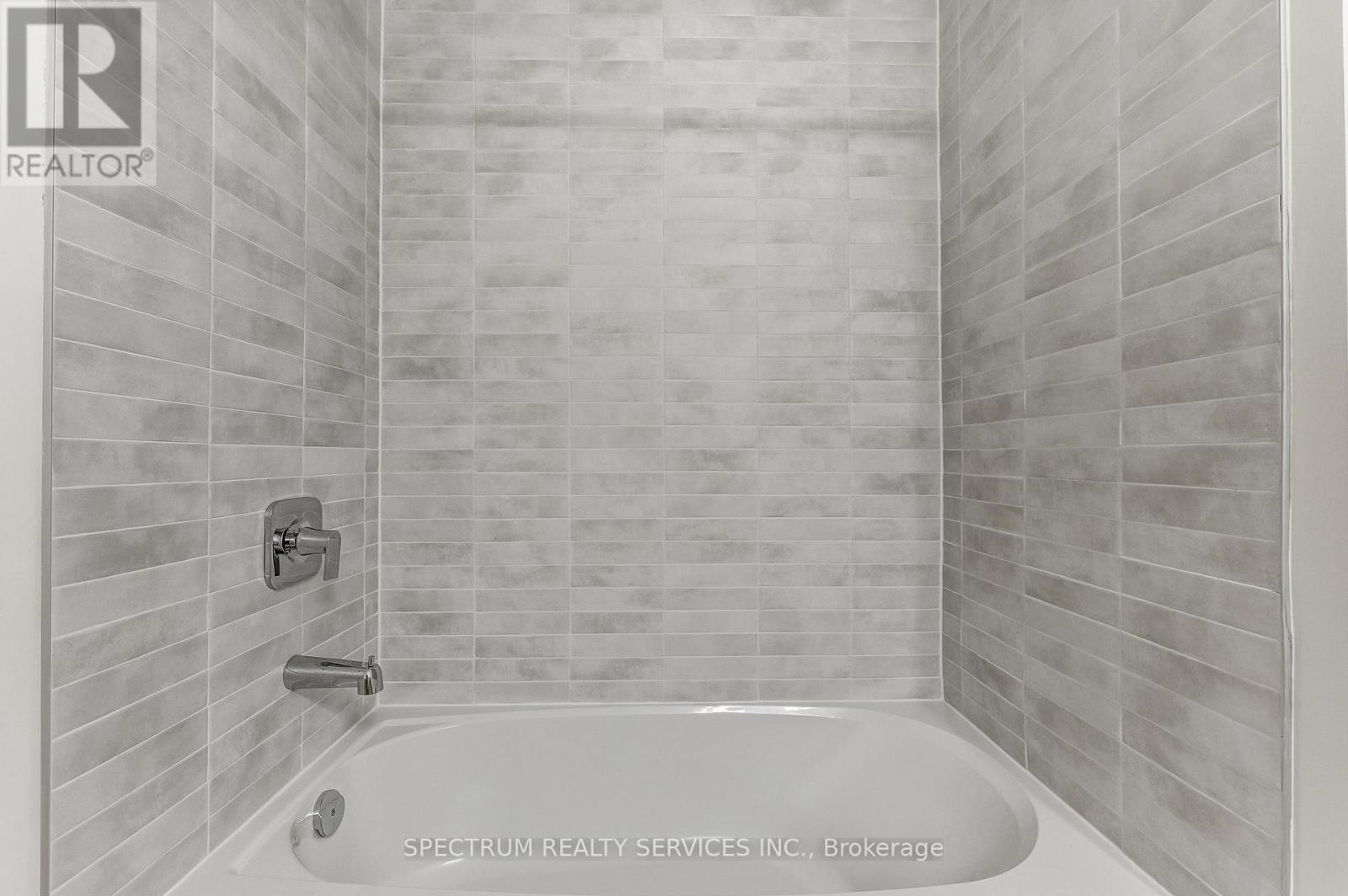 103 ADARIO CRESCENT - 30