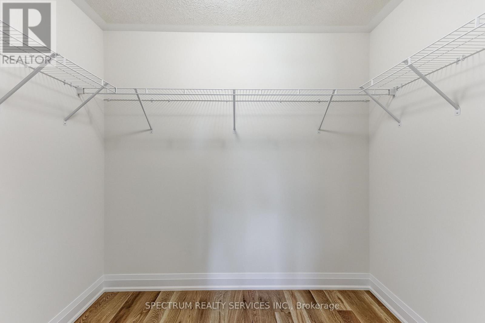 103 ADARIO CRESCENT - 36