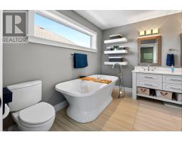 38 Denehurst Street thumbnail 18