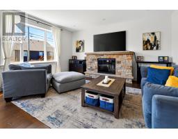 38 Denehurst Street thumbnail 6