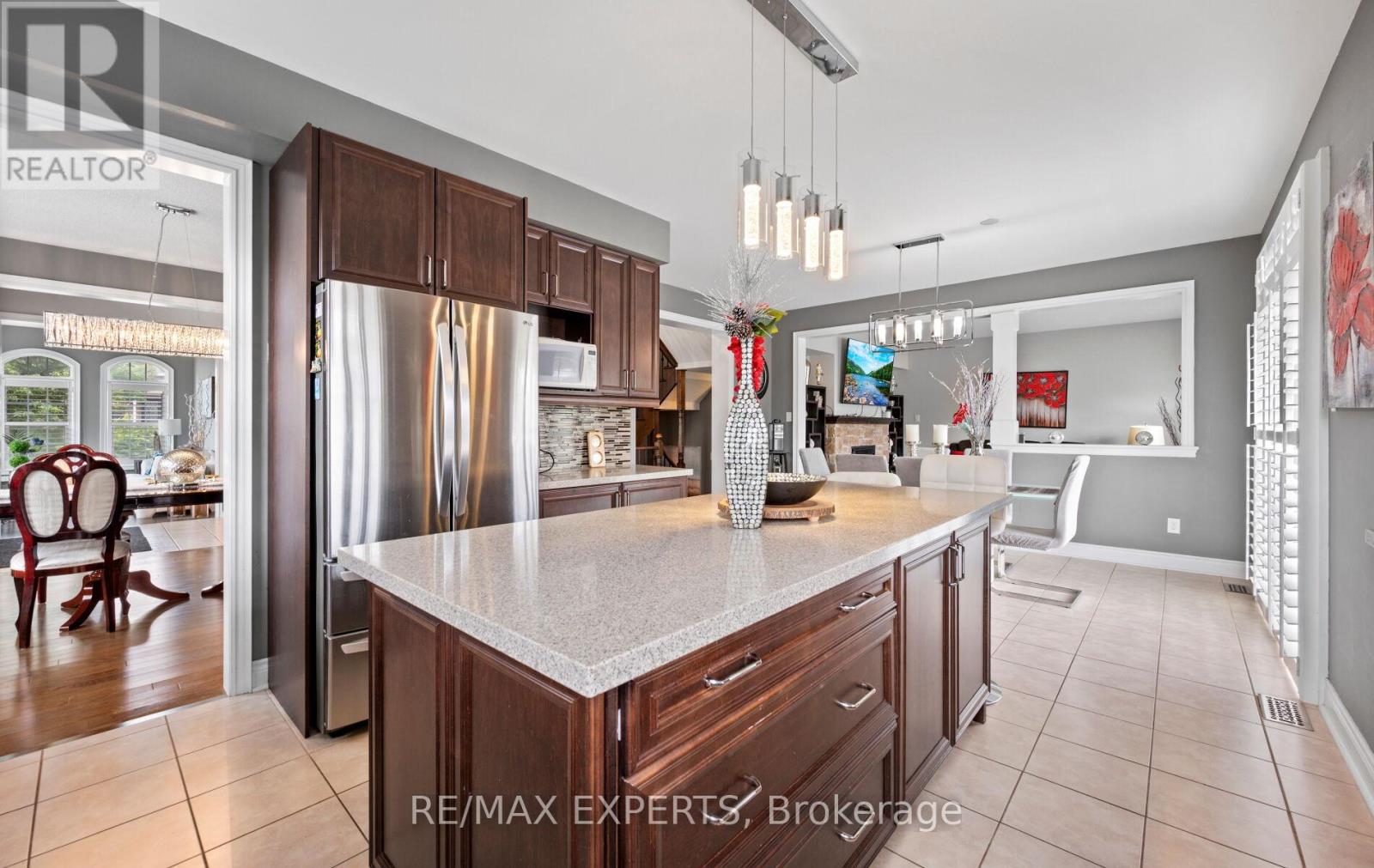 39 PAISLEY GREEN AVENUE - 11