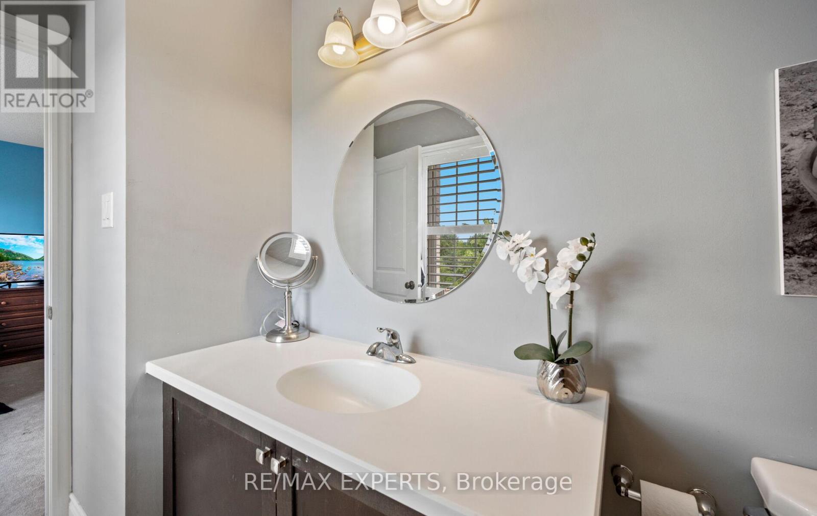 39 PAISLEY GREEN AVENUE - 24