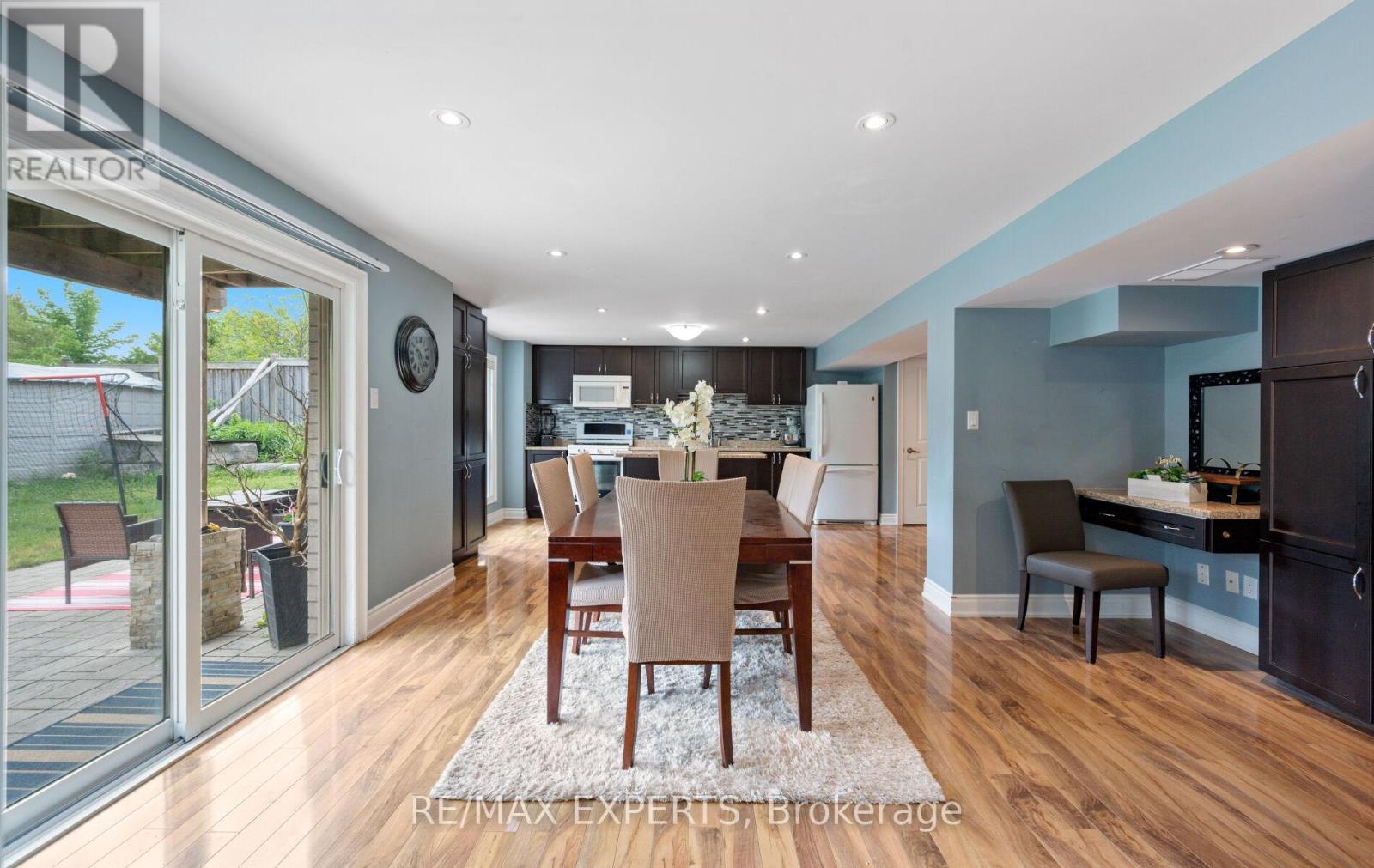 39 PAISLEY GREEN AVENUE - 35