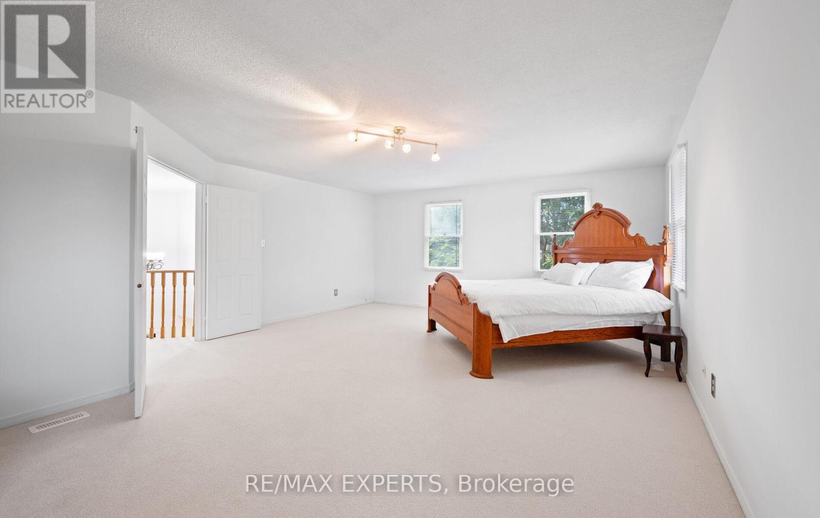 1 GOODFELLOW CRESCENT - 21