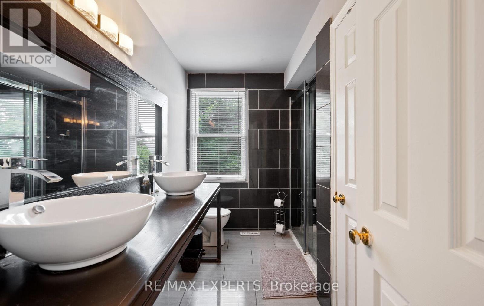 1 GOODFELLOW CRESCENT - 30