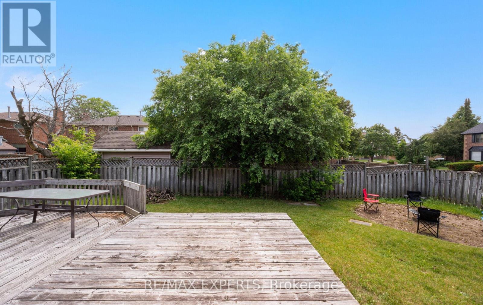 1 GOODFELLOW CRESCENT - 40