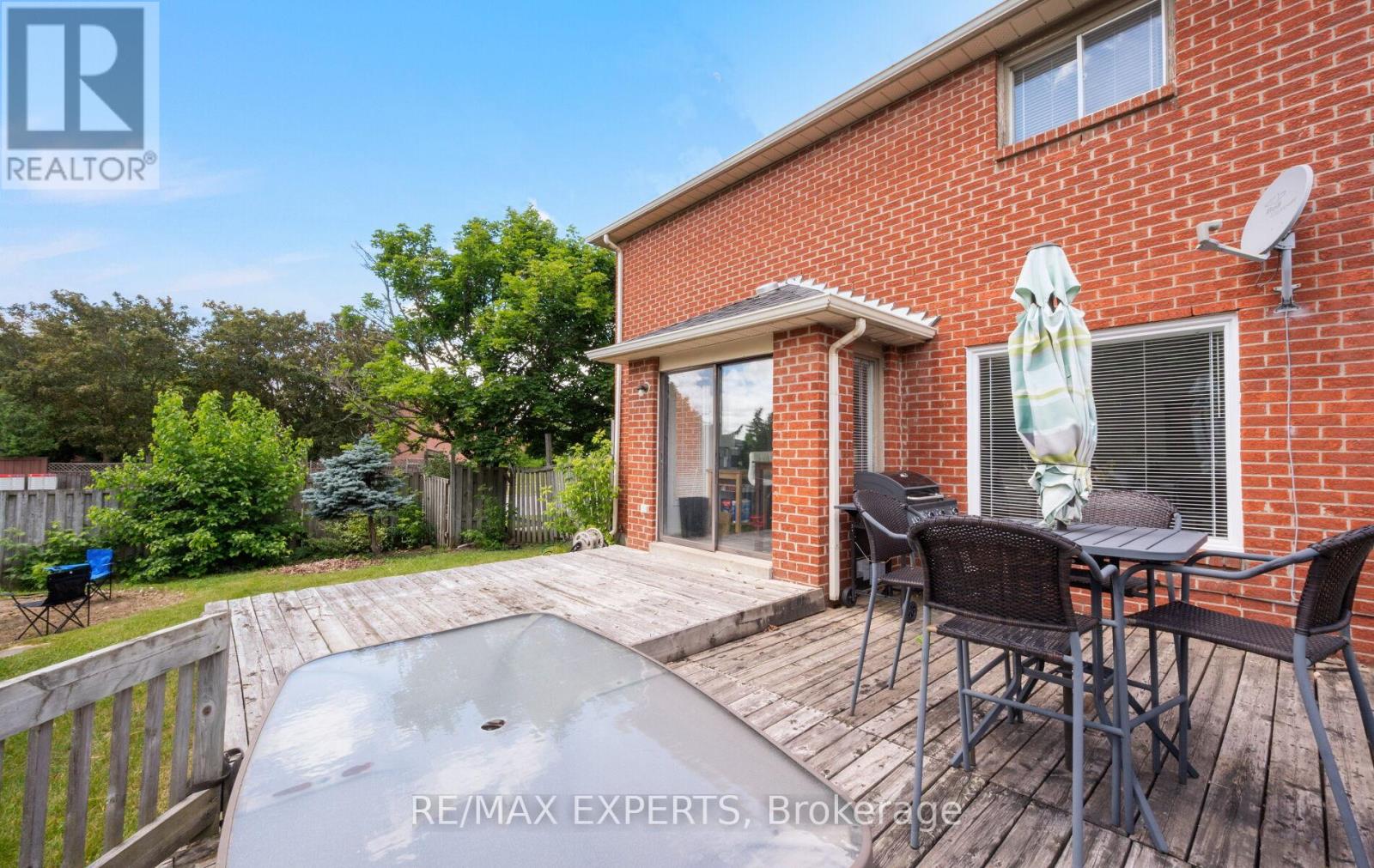 1 GOODFELLOW CRESCENT - 43