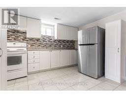 22 Bamford Crescent, Toronto, ON M3N1T8 Photo 8