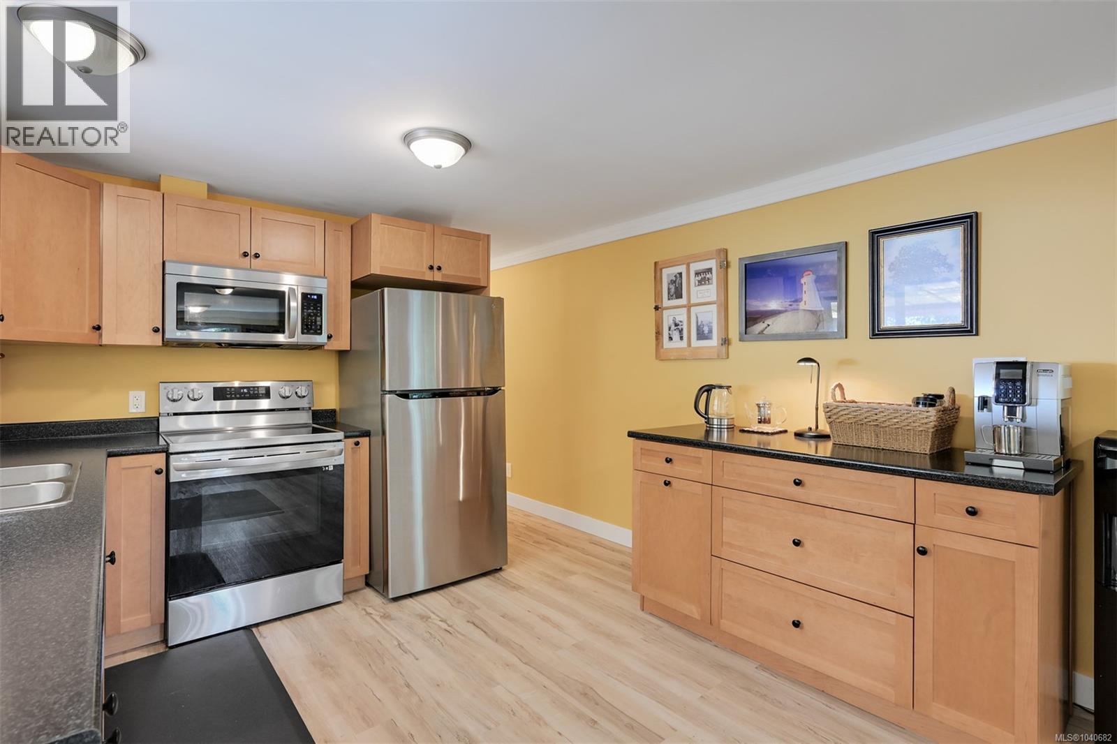 17 2500 Florence Lake Rd, Langford