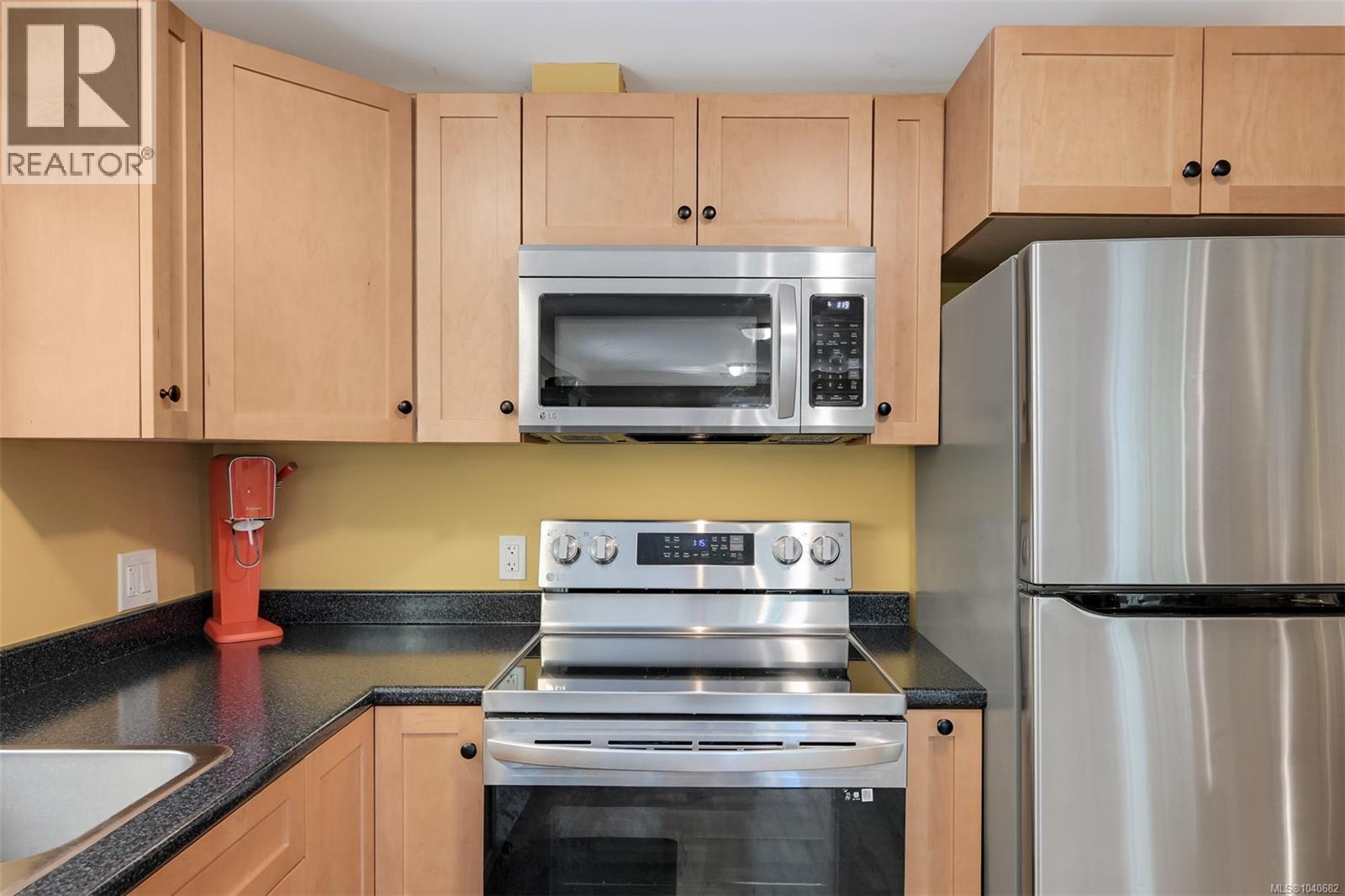 17 2500 Florence Lake Rd, Langford