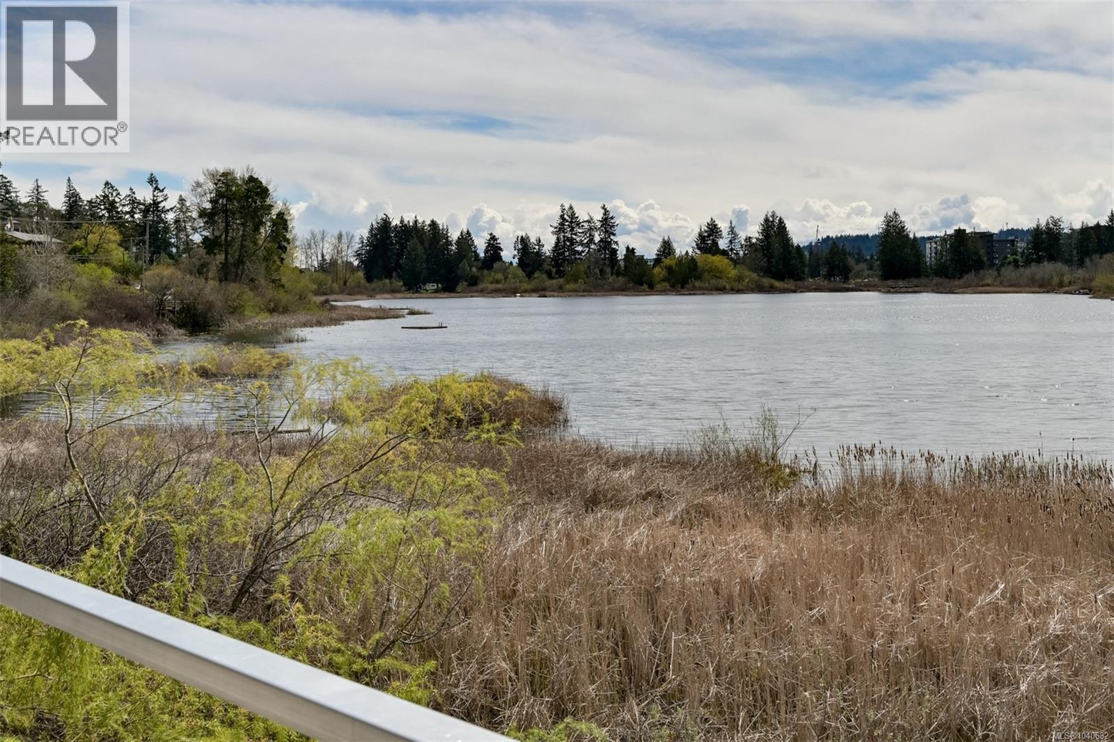 17 2500 Florence Lake Rd, Langford