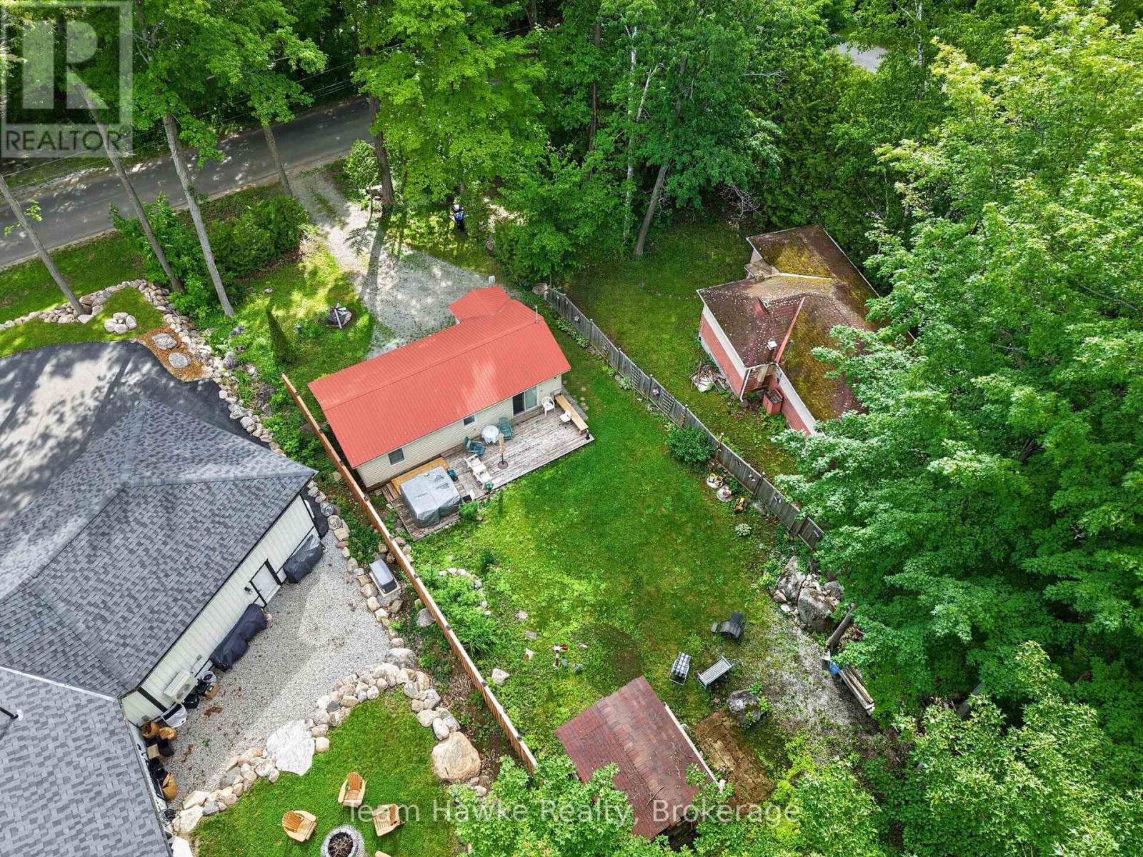 48 MCARTHUR DRIVE - 20