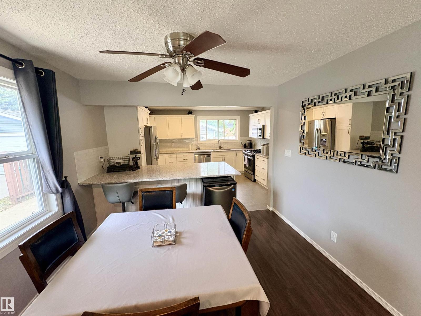 41 ABBEY CR — photo 11