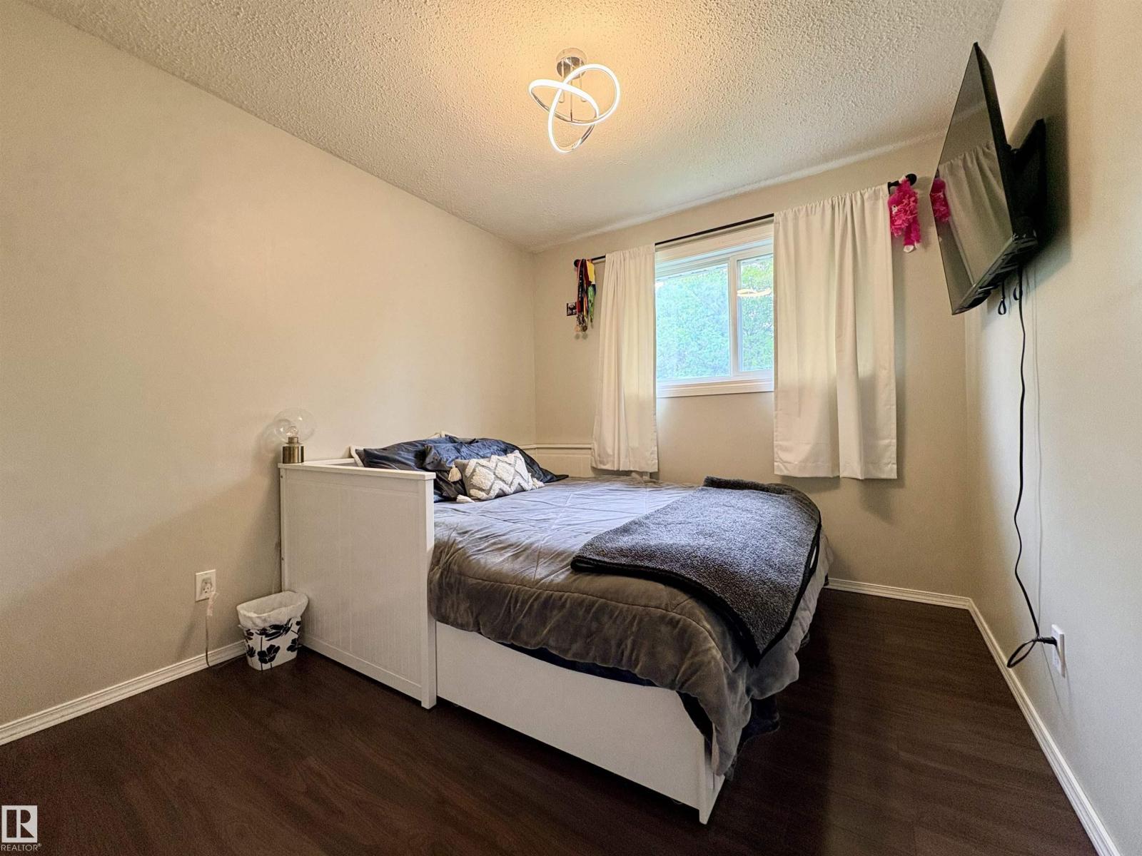 41 ABBEY CR — photo 20