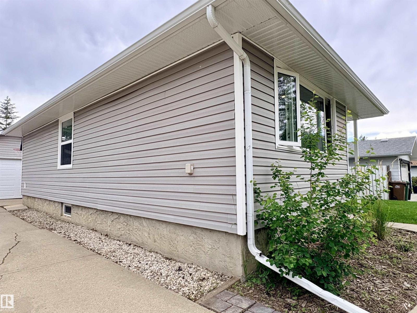 41 ABBEY CR — photo 55