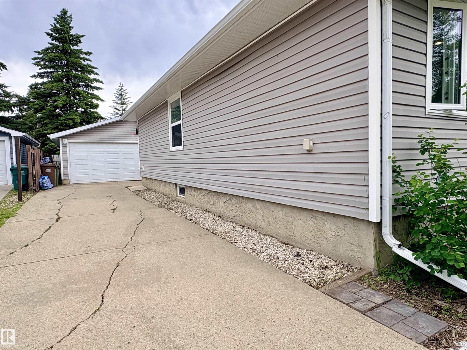 41 ABBEY CR — photo 56