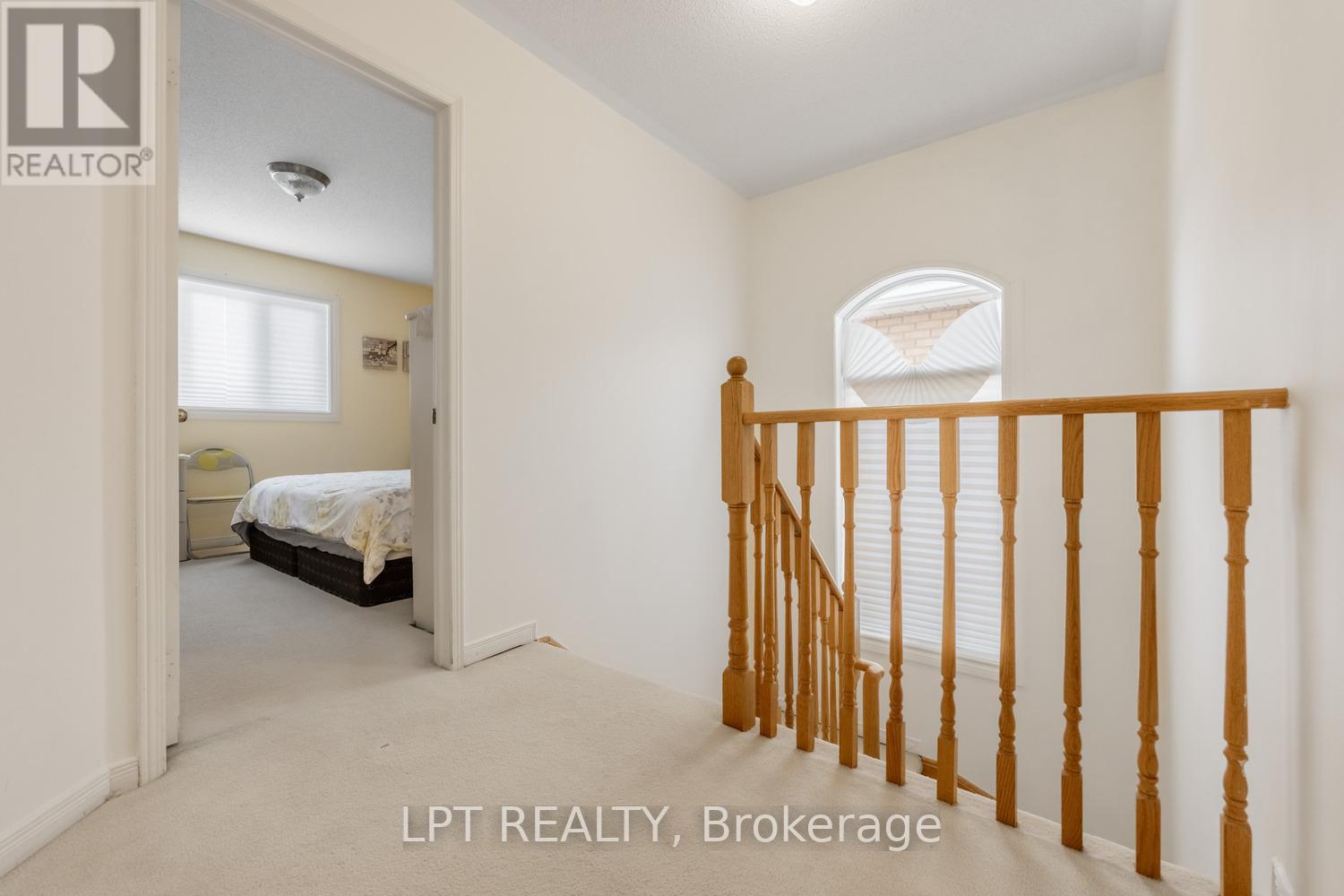 3040 BENTLEY DRIVE - 23