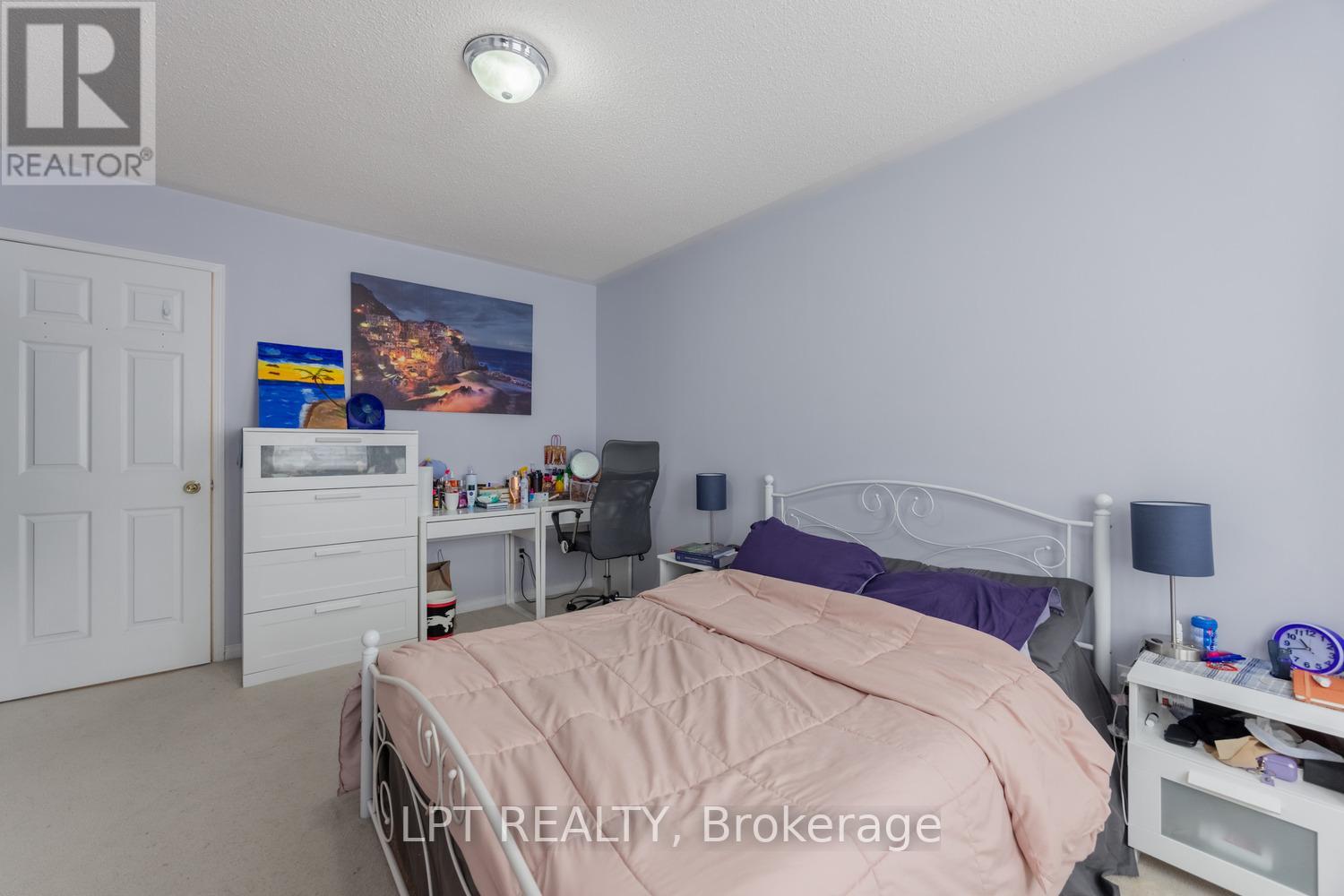 3040 BENTLEY DRIVE - 27