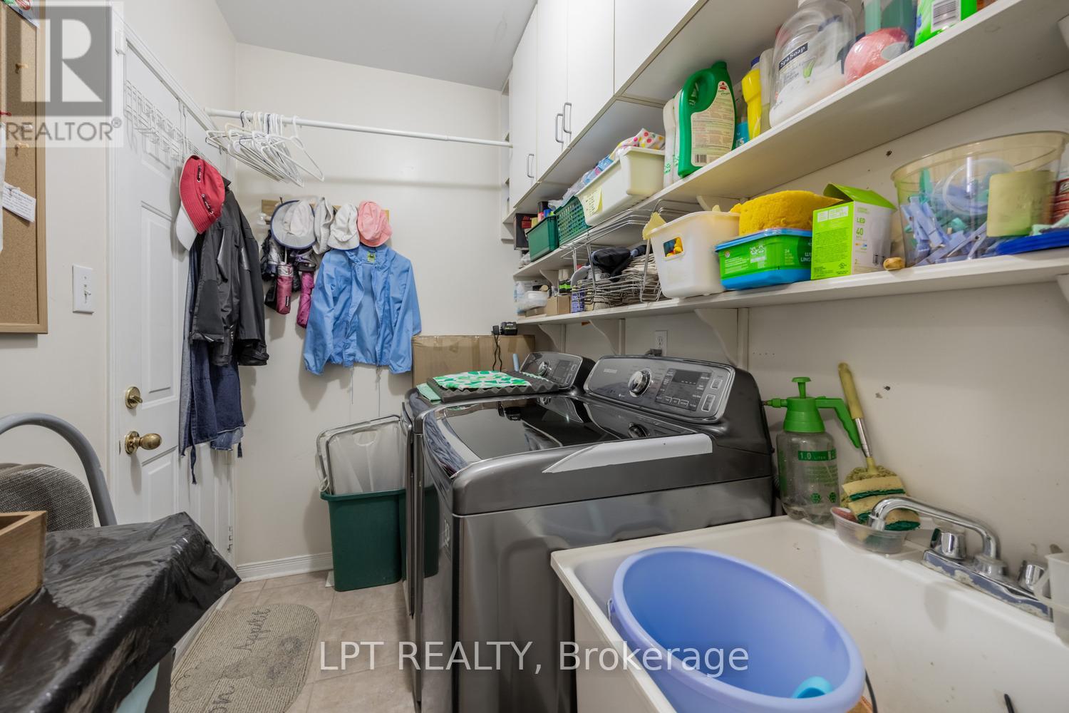 3040 BENTLEY DRIVE - 26