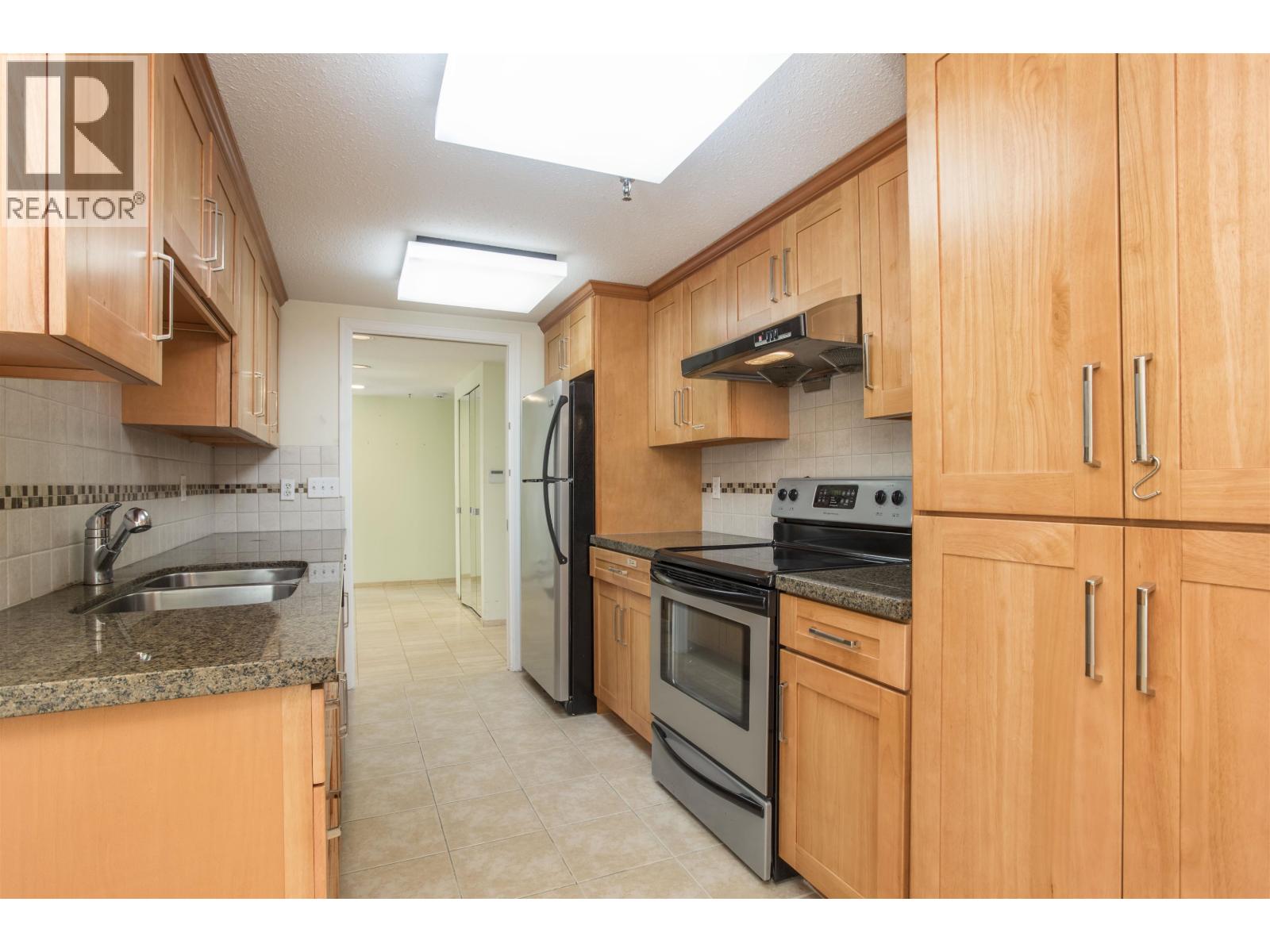 502 5733 CAMBIE STREET, Vancouver