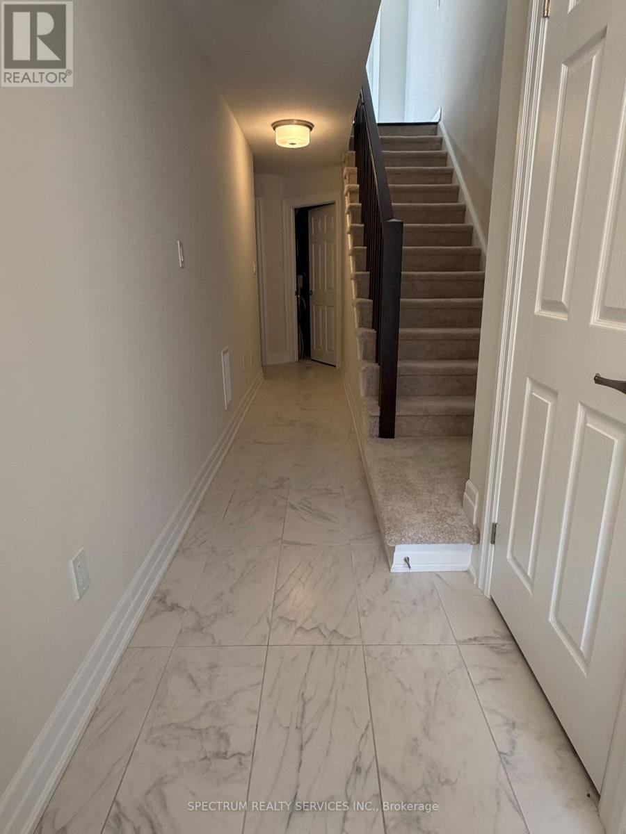 #51 620 COLBORNE STREET W - 2