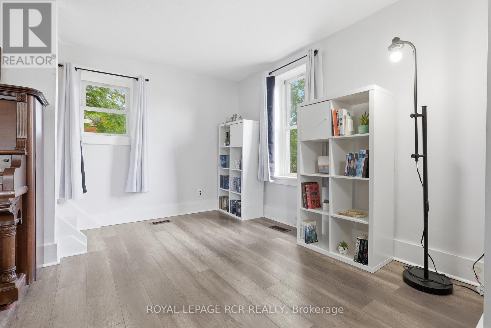 170 EDWARD STREET - 12