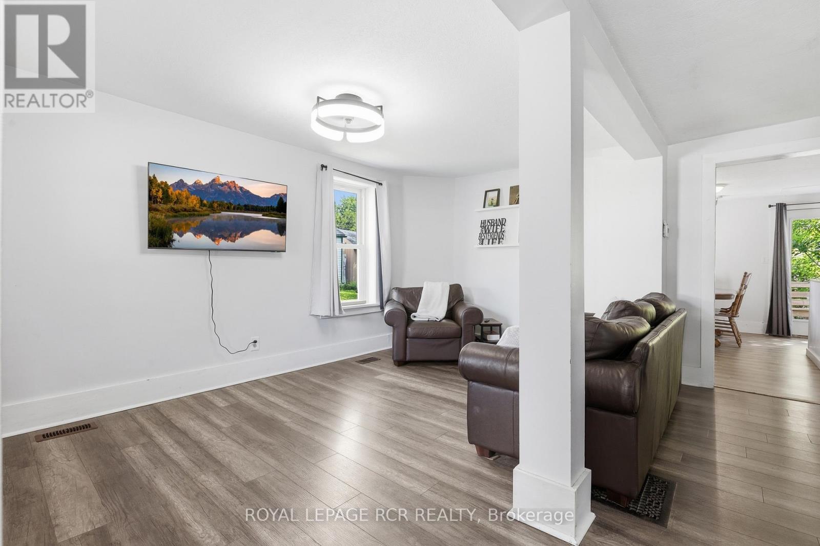 170 EDWARD STREET - 9
