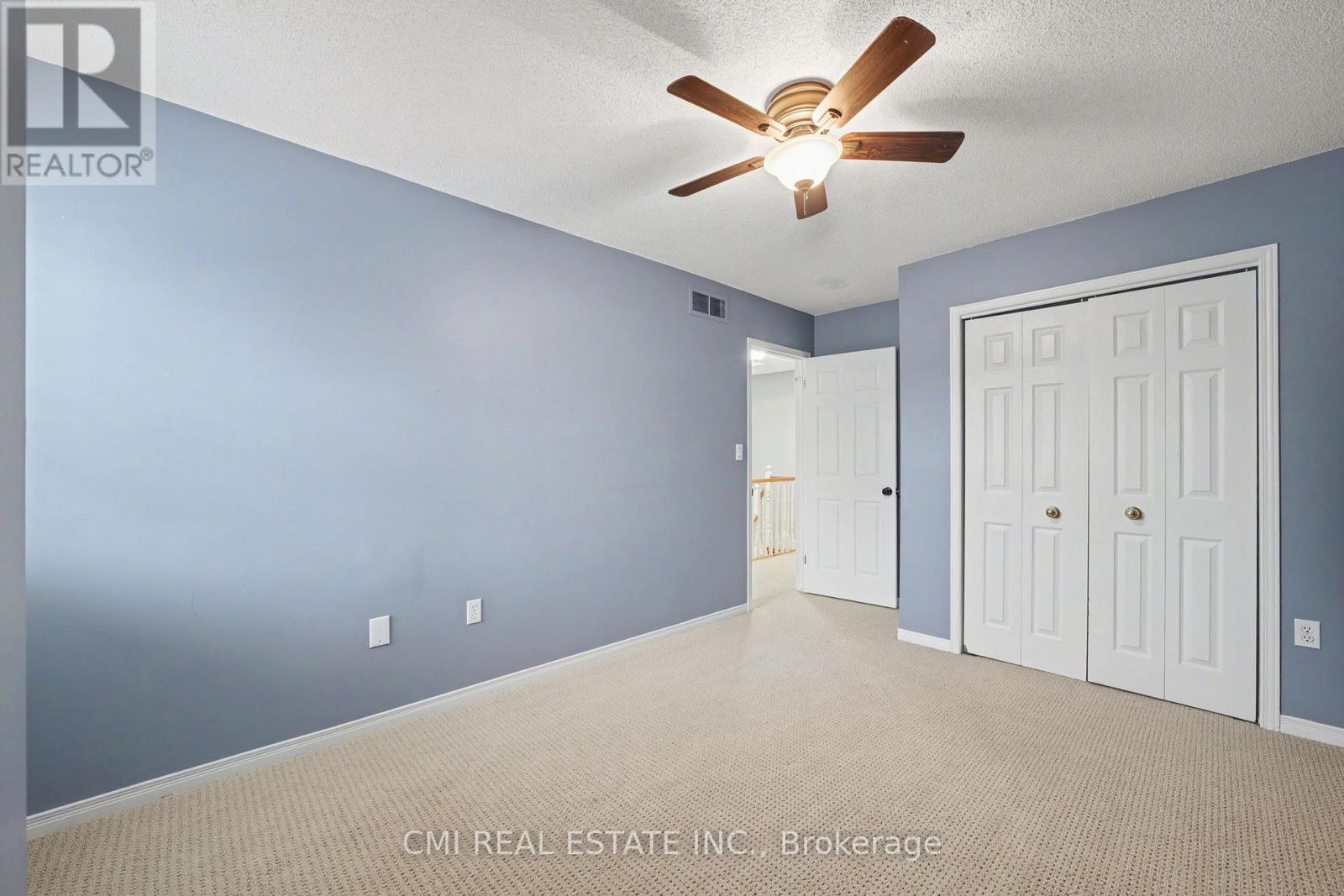 #3 5070 DRUMMOND ROAD - 24