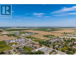 5438 Nauvoo Road, Warwick, ON N0M2S0 Photo 21