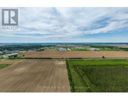 5438 Nauvoo Road, Warwick, ON N0M2S0 Photo 8