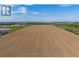5438 Nauvoo Road, Warwick, ON N0M2S0 Photo 9