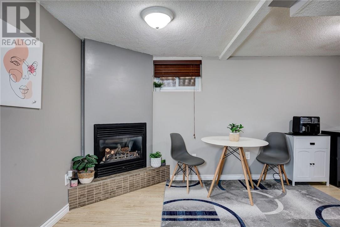 1053 Woodbine Avenue - 19