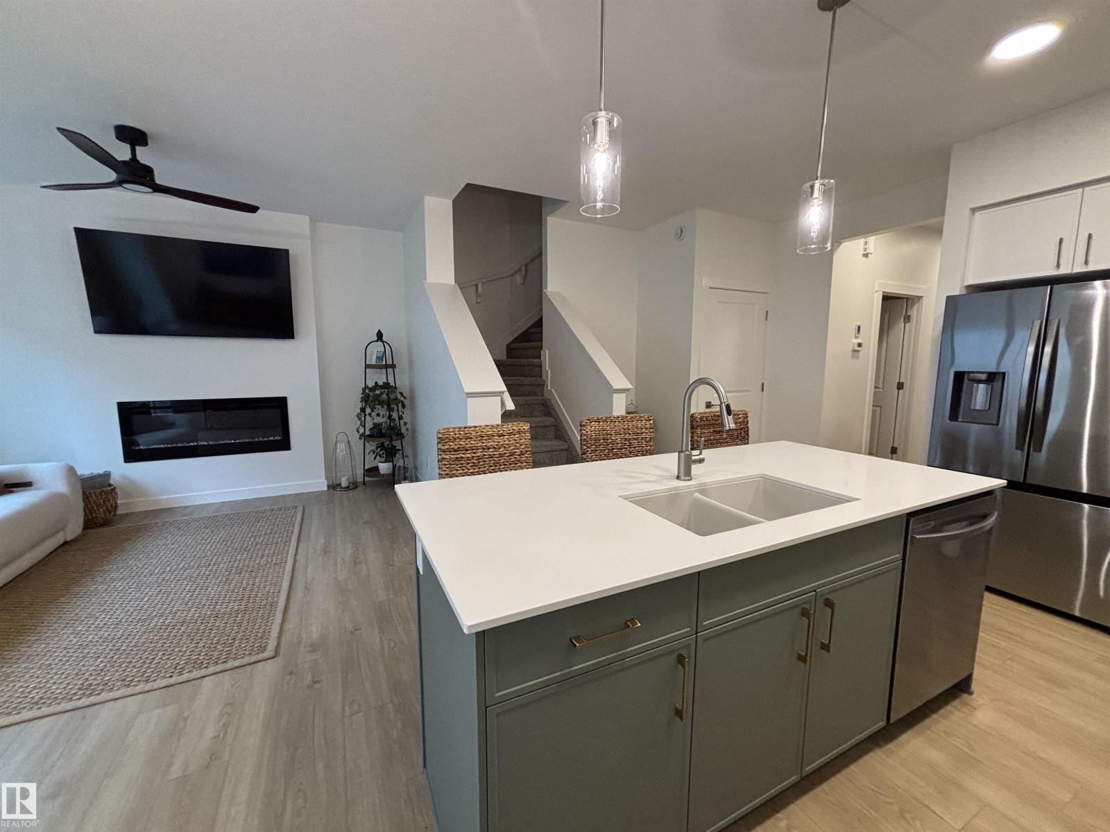 4104 208 ST NW NW — photo 15