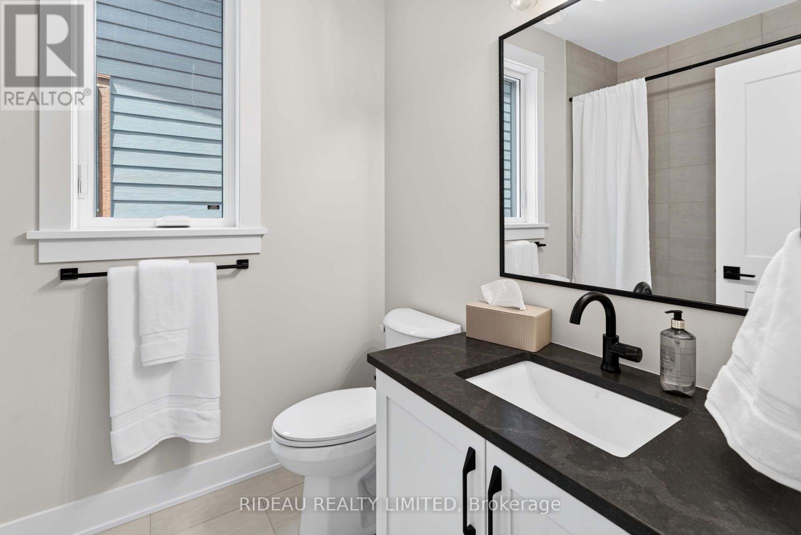 138 SHELTER COVE DRIVE - 29