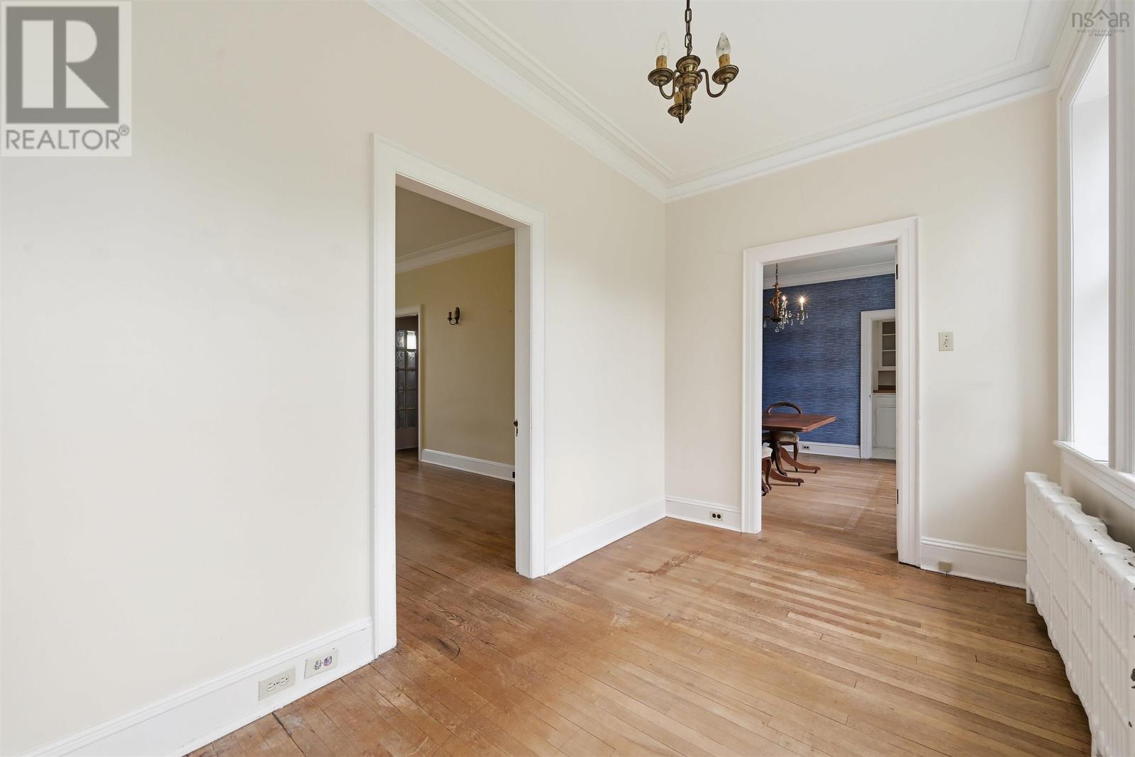 6470 Coburg Road - 10