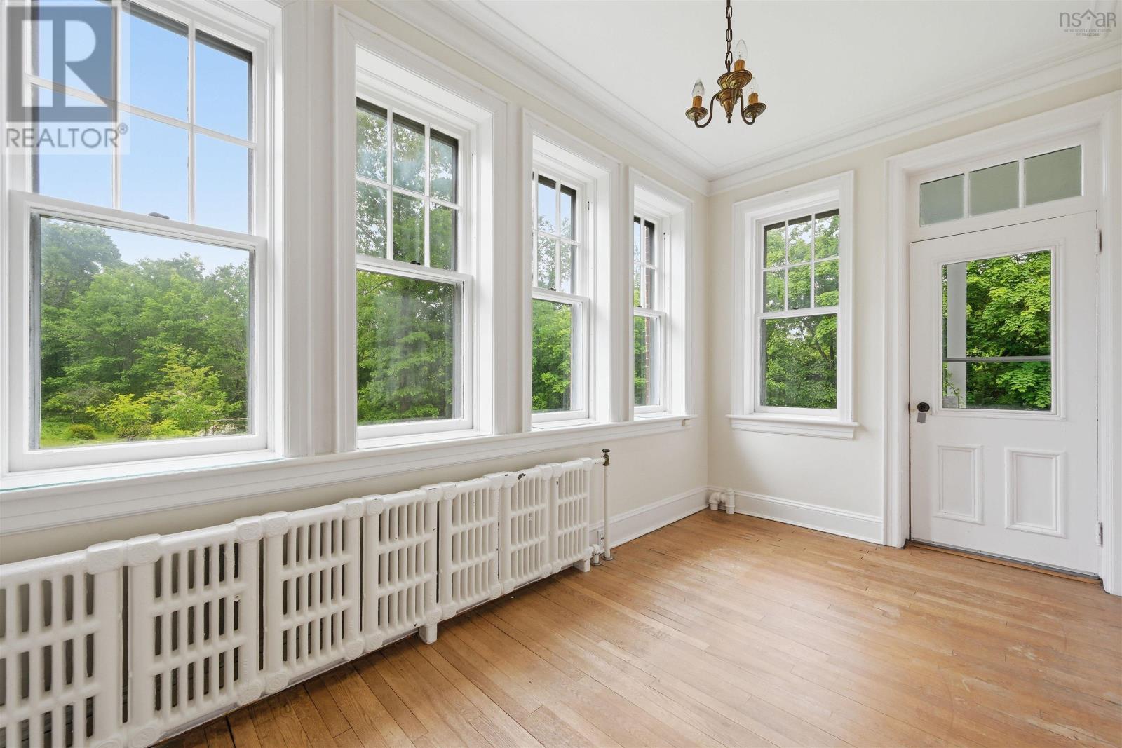 6470 Coburg Road - 8
