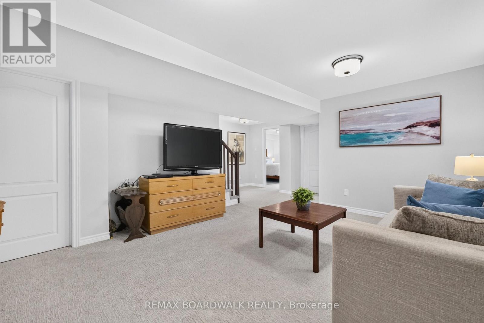 224 MAYGRASS WAY - 32
