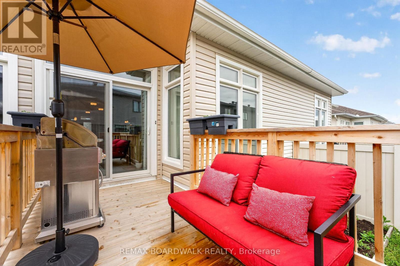 224 MAYGRASS WAY - 38