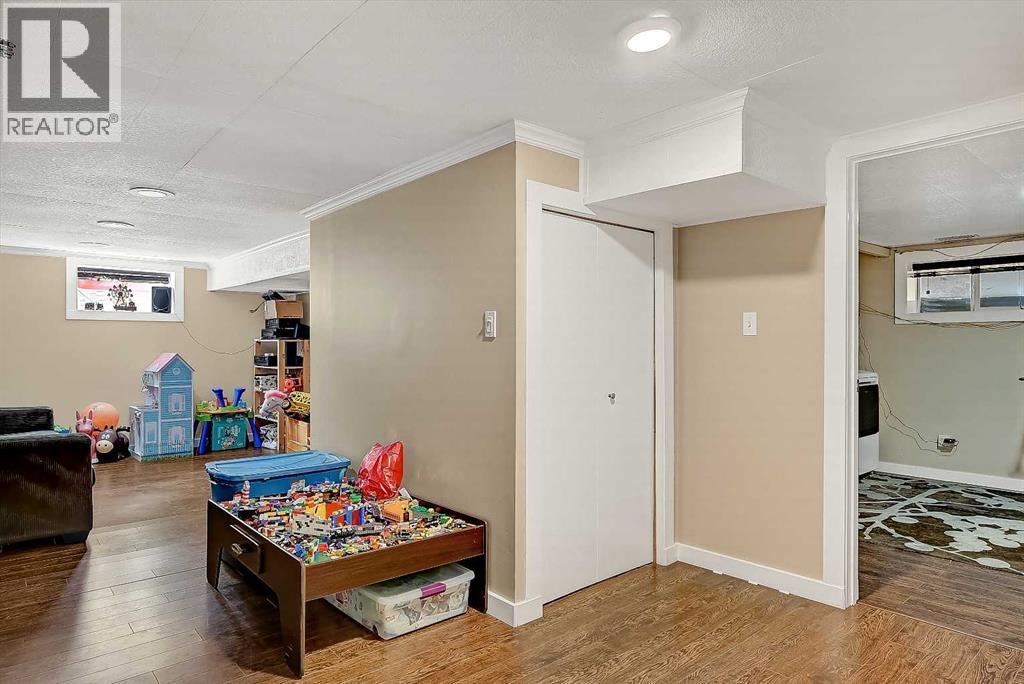 9624 Hillcrest Drive — photo 14