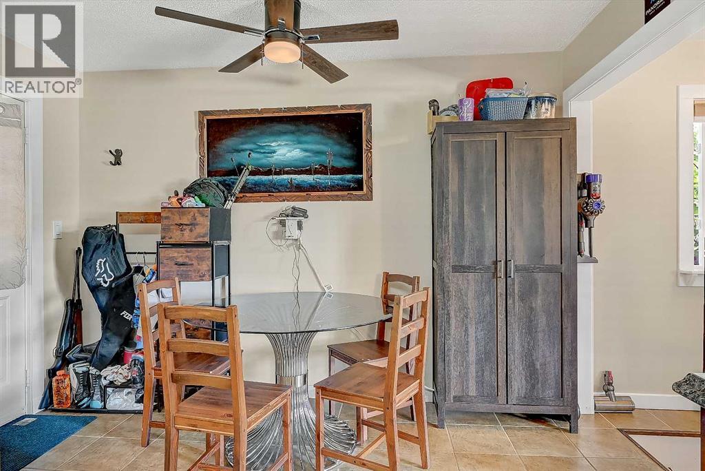 9624 Hillcrest Drive — photo 9