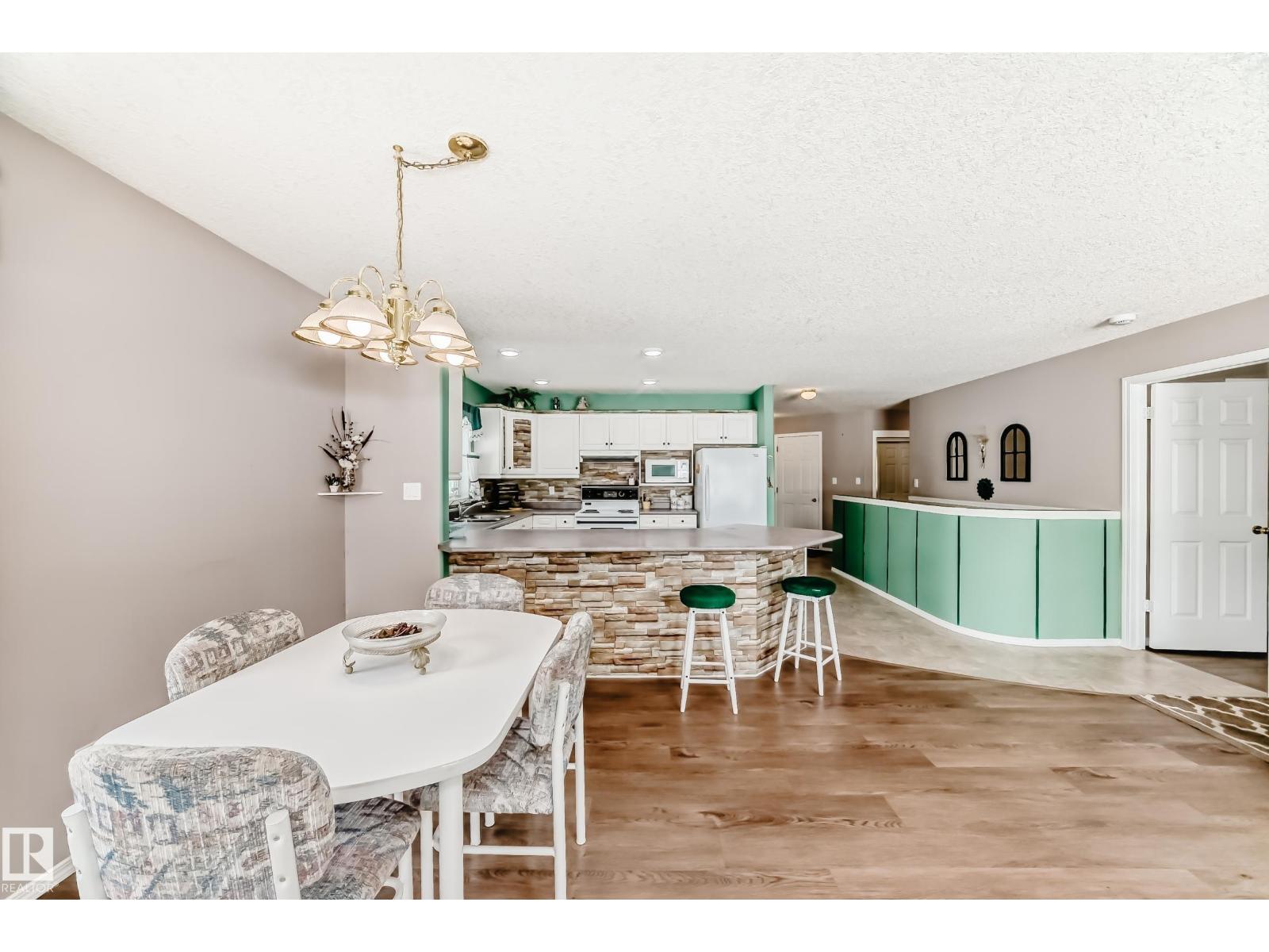 104 MAISONETTE VG - 17