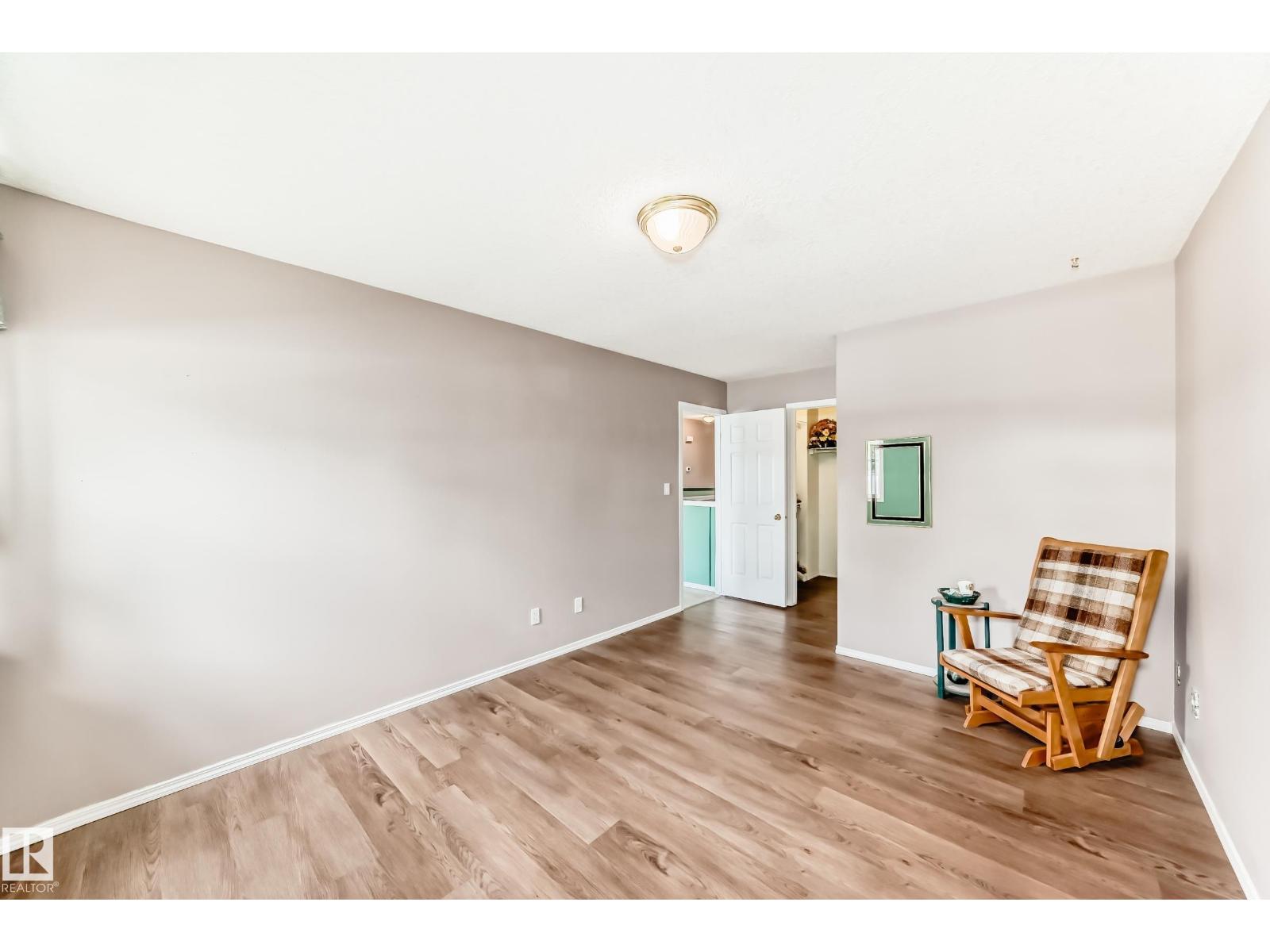 104 MAISONETTE VG - 21