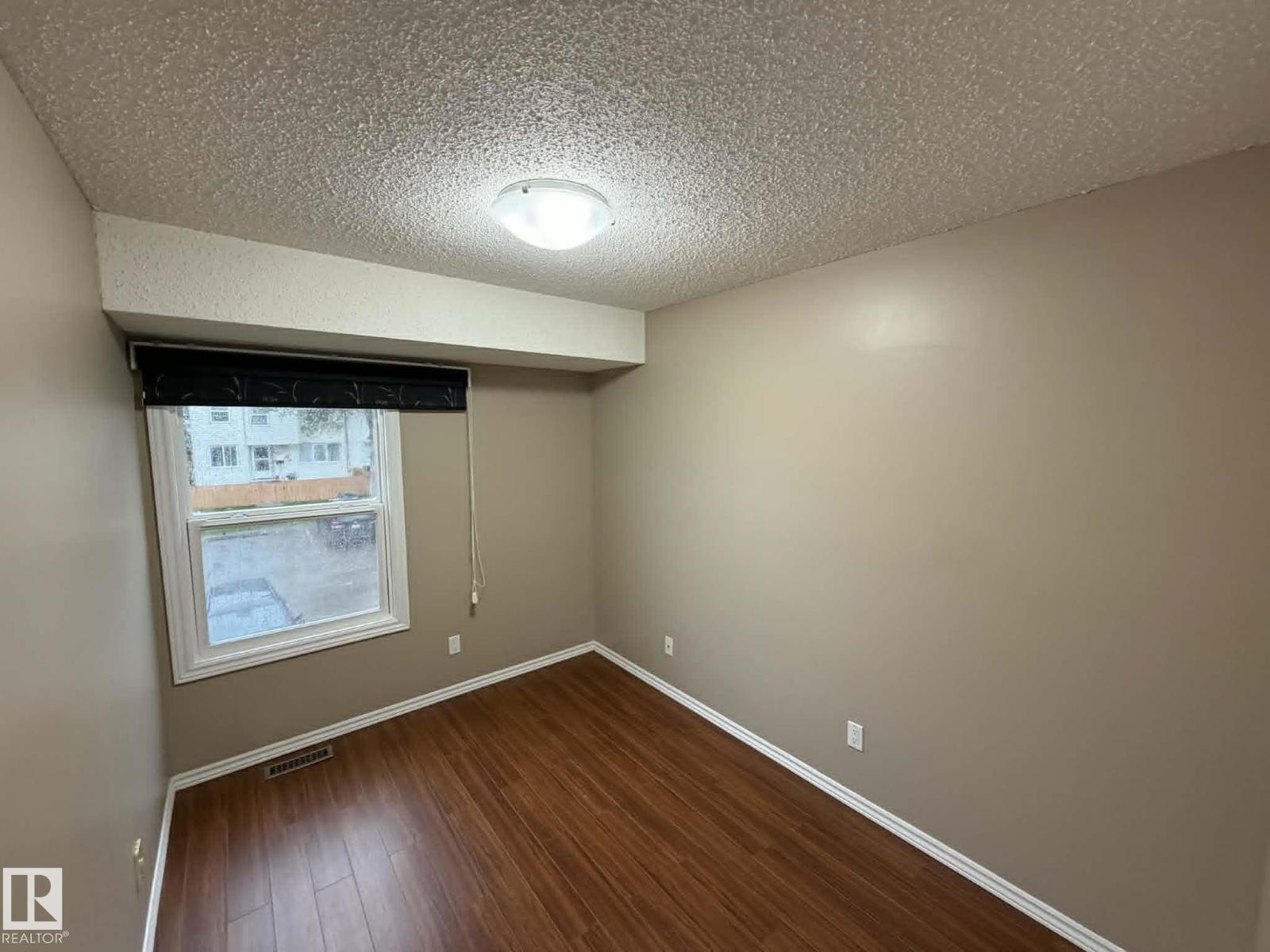 6624 178 ST NW - 23