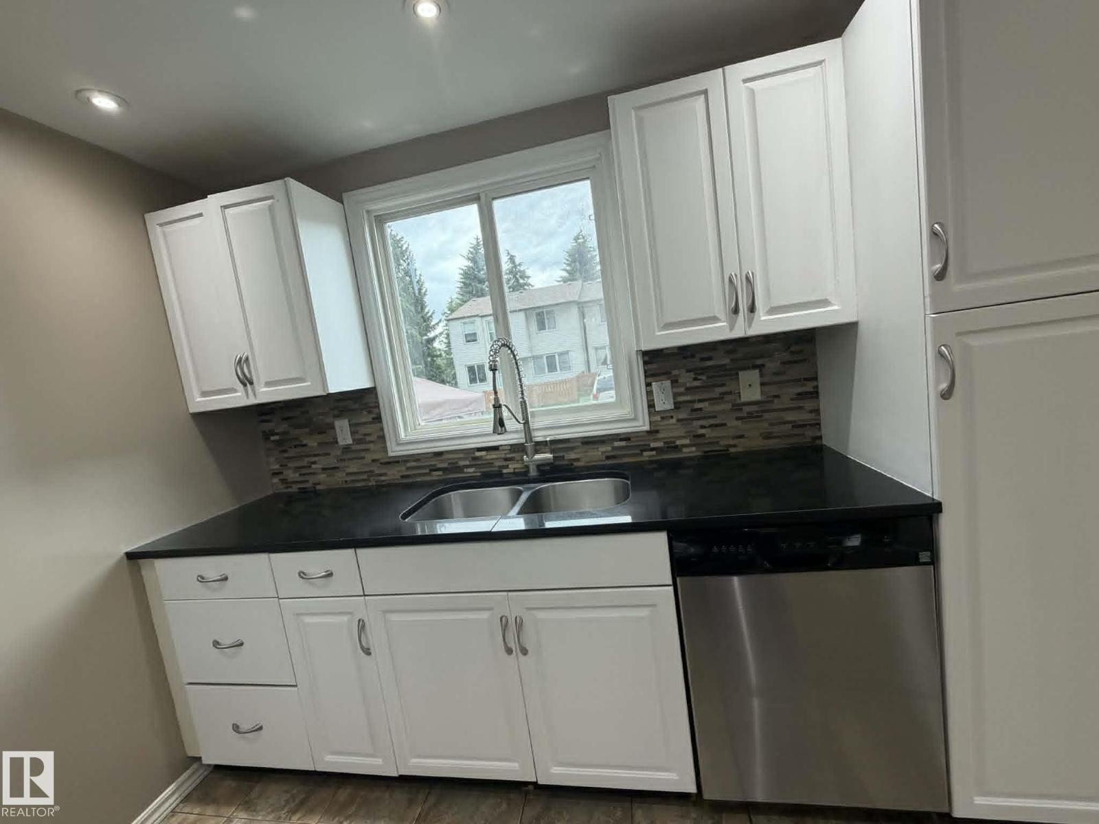 6624 178 ST NW - 5