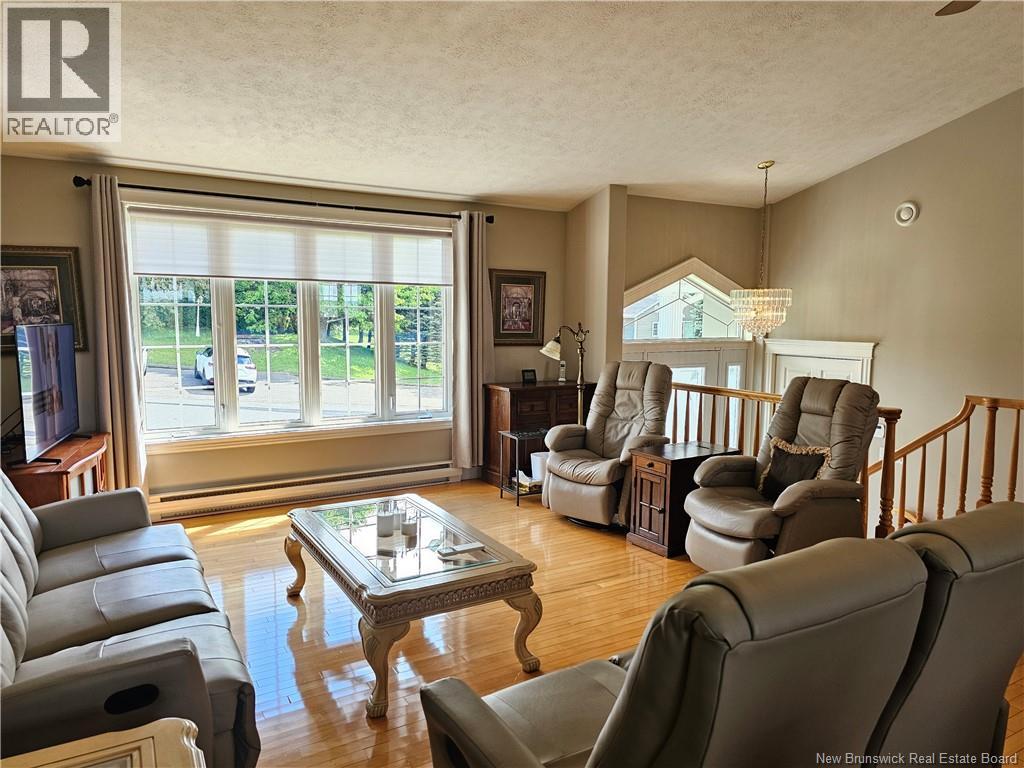 56 Wilson Crescent - 11